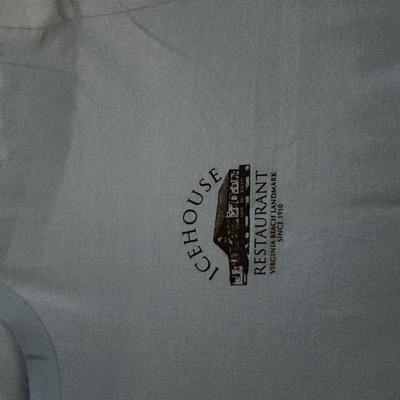 Icehouse Restaurant in Virginia Beach, VA - Picture 2 of 4